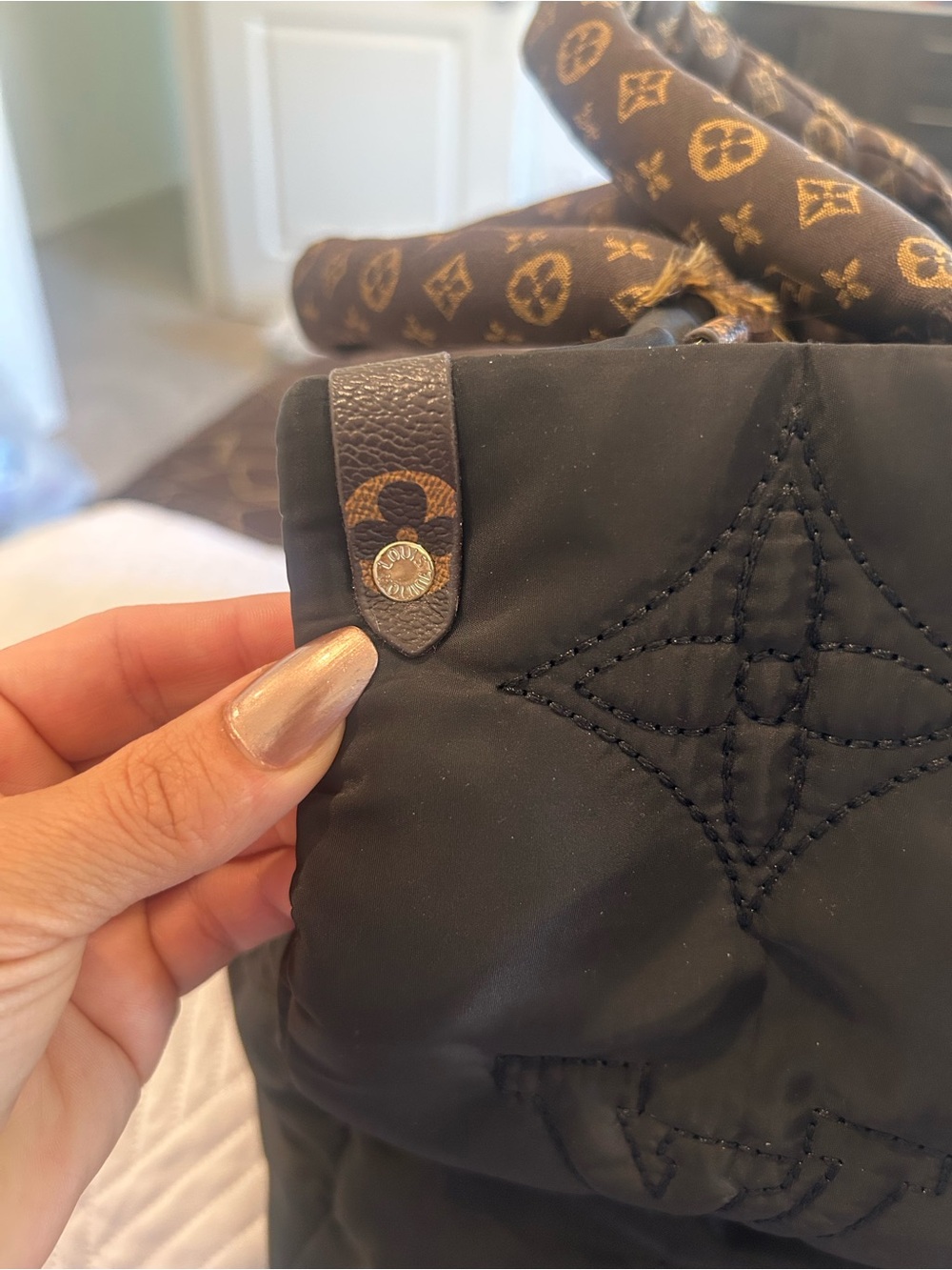 Not aut. Louis Vuitton Black Quilted Monogram Tote with Monogram-Print Handles - Picture 5 of 11